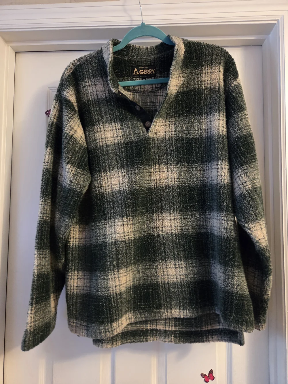 Gerry Brand Green and White Plaid V-Neck Fleece Sweater Medium M
